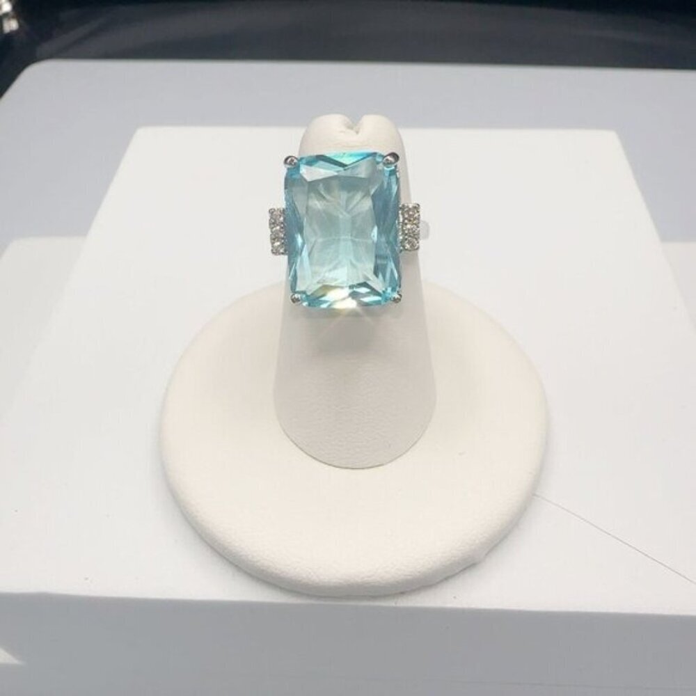 Aquamarine CZ Silver Tone Cocktail Ring Size 6 to 10 - Picture 8 of 11